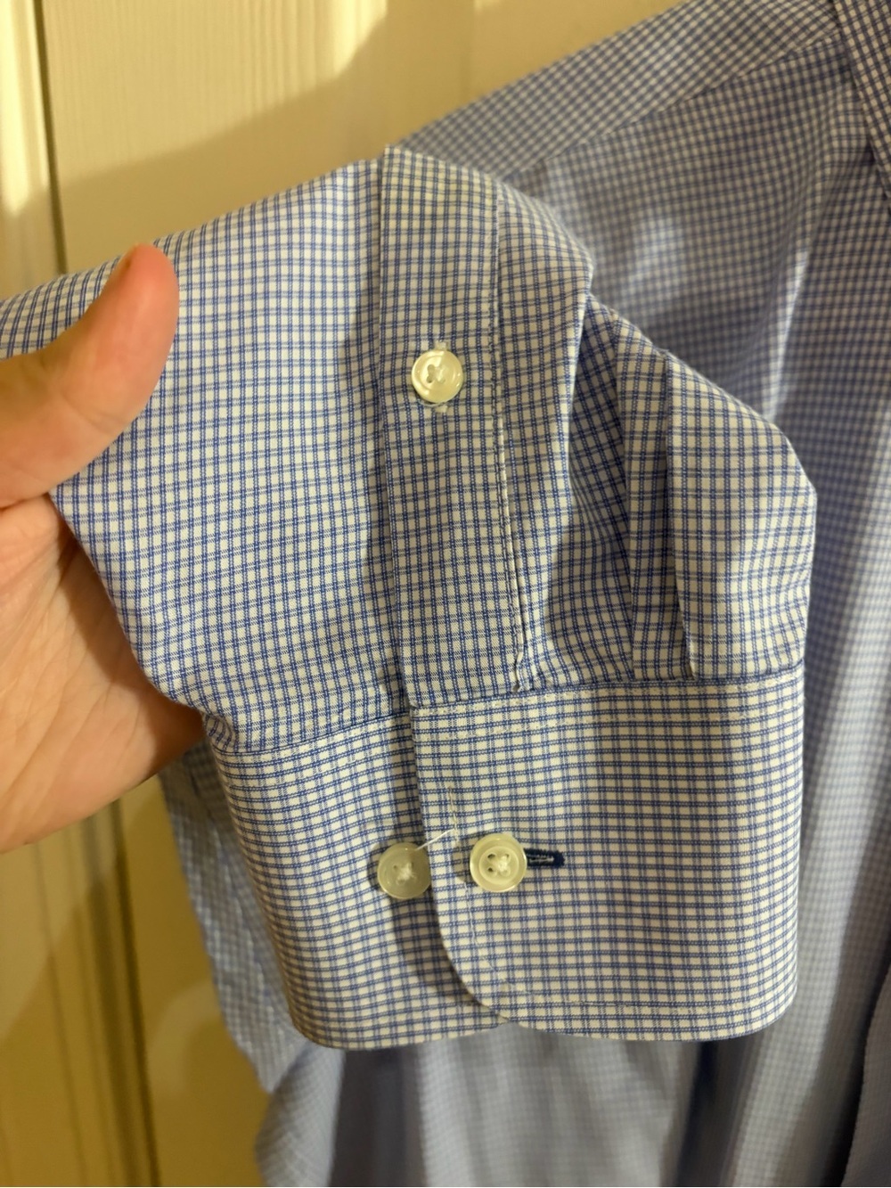 IZOD Blue Check Wrinkle-Free Button Down Dress Shirt Men’s 18 34/35 - Picture 3 of 7